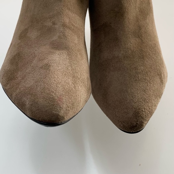 J RENEE BOYCE POINTY NUDE BOOTIES - Picture 8 of 16